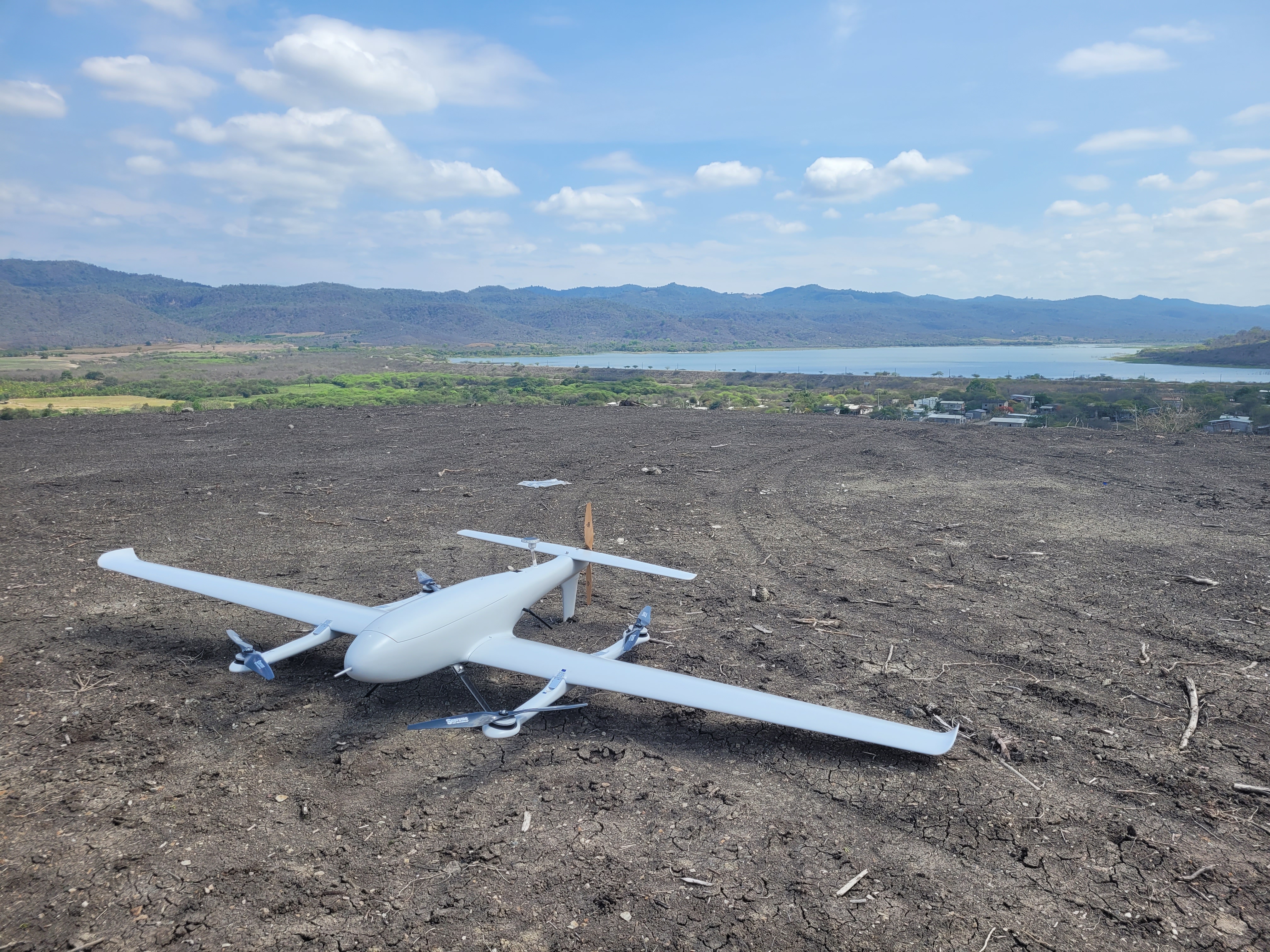 Dron RB01